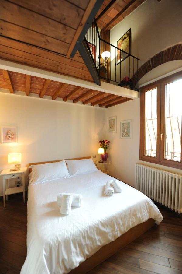 Acacia Apartments Salvia-Rosmarino Φλωρεντία Εξωτερικό φωτογραφία